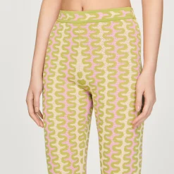 Pantaloni In Maglia A Motivi><noscript><img width=