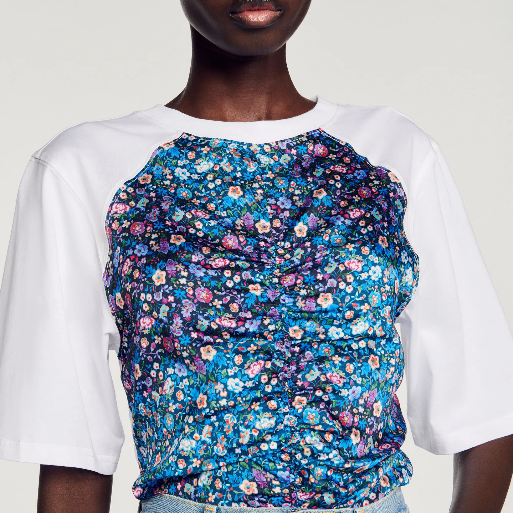 T-Shirt Con Foulard Aperta Sul Retro>Sandro Paris New